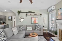 Beautiful Bayside Bungalow 5 min to Beach - Image 4