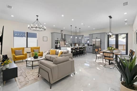 Brand New Luxury 4 Bedroom Midtown Tampa Villa - Image 5