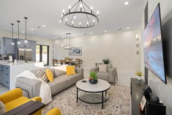 Brand New Luxury 4 Bedroom Midtown Tampa Villa - Image 2