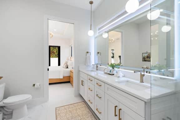 Luxe New 4 Bedroom Midtown Tampa Home! - Image 5